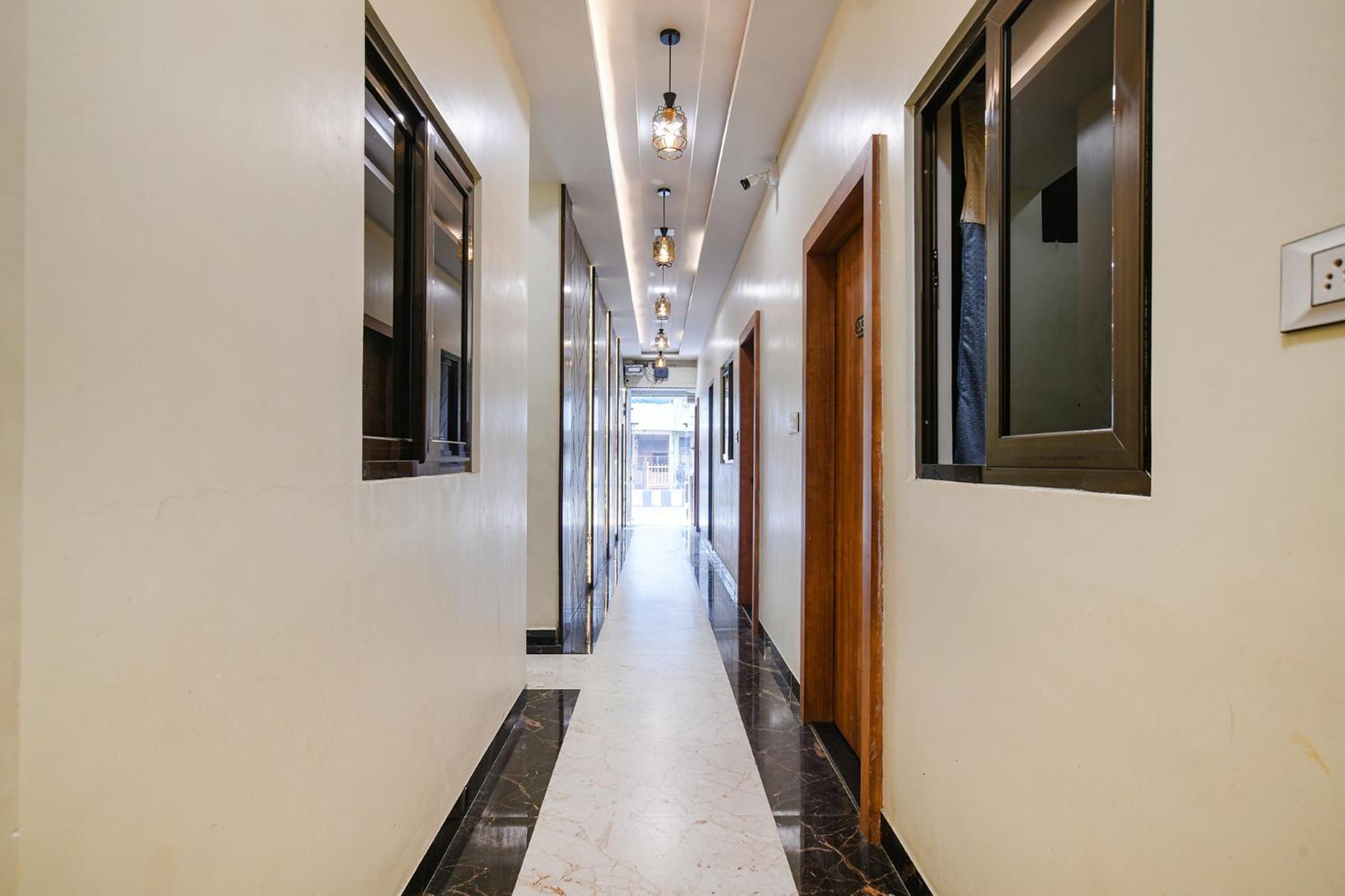 Fabexpress Orbit Hotell Ujjain Eksteriør bilde